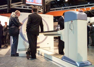 2002 12 02 11 45 14 706