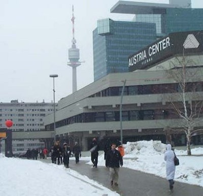 2005 03 08 10 54 22 706