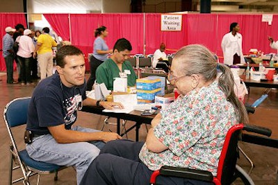 2005 12 26 11 16 47 706