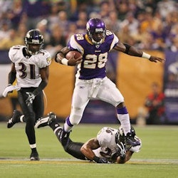 2010 08 11 16 38 02 77 Vikings Adrian Peterson 02 250