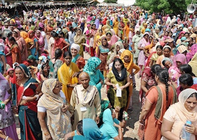 A Throng Of Women Is Representative Of The 12 Million People Who Gathered For The Mass Meditation