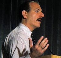 Dr. Eliot Siegel, from the University of Maryland, spoke at the ISCT meeting.