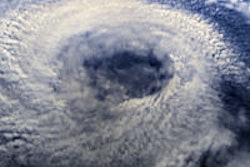 2013 07 30 10 08 27 563 Hurricane Eye 200