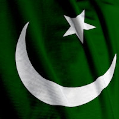 2013 10 22 11 12 20 640 Pakistani Flag 200