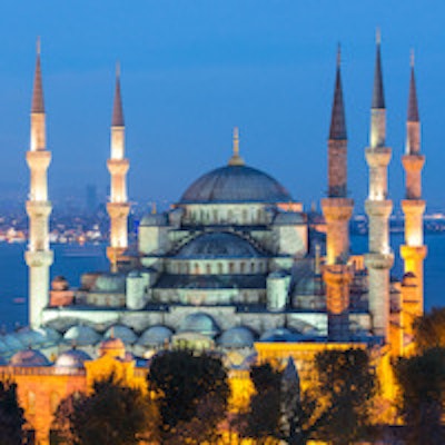 2016 01 18 09 40 41 319 Istanbul Turkey Blue Mosque 200