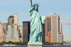 2014 09 19 13 58 20 238 New York Statue Liberty 200