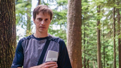 Dr. Geoff Sanz hits the trail with the Clarius handheld scanner. Photo courtesy of Clarius.