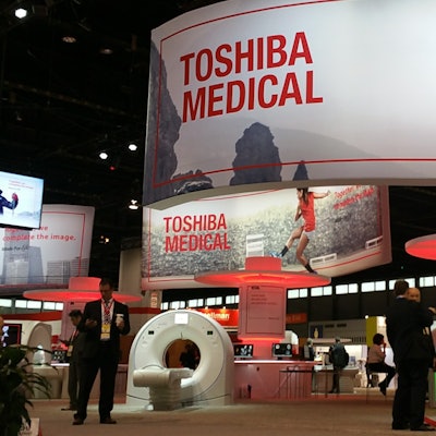 2017 03 17 11 57 29 576 Toshiba Rsna2016 Booth Square