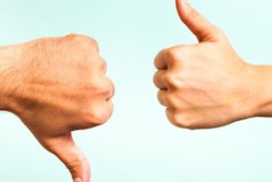 2017 11 03 22 32 0893 Thumbsupdown New 20171103230025