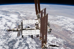 2018 04 25 20 17 8710 International Space Station 400