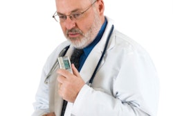 2018 07 06 21 23 1361 Doctor Dictating 400