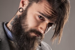 2018 07 31 19 39 3357 Bearded Man 400