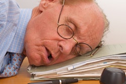 2018 08 06 22 03 2379 Man Burnout Tired Work 400