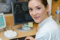 2019 01 23 22 06 3907 Radiographer Workstation Smiling 400