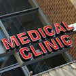 2019 07 16 23 22 5287 Medical Clinic Sign 400