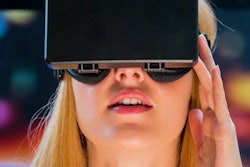 2018 06 18 18 15 2207 Virtual Reality Girl 400