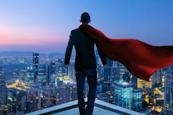 2019 09 22 01 15 7600 Businessman Hero 400