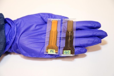 A side-by-side look at platinum (left) and glassy carbon (right) thin-film electrodes for deep brain stimulation. Image courtesy of San Diego State University.