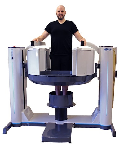 CurveBeam HiRise conebeam CT scanner. Image courtesy of CurveBeam.