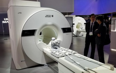 United Imaging is launching its uMR Omega 3-tesla MRI scanner at this week's RSNA meeting.