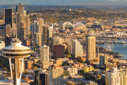 2020 03 06 18 24 8485 Washington Seattle Mt Rainier 400