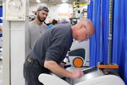 2020 04 23 15 51 0415 Carestream Mobile X Ray