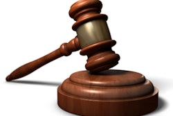 2020 05 26 21 38 6775 Gavel2 400