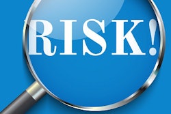 2018 08 06 20 03 1641 Risk Magnifying Glass 400