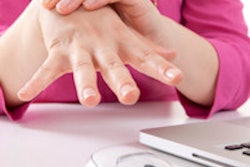 2020 09 15 23 10 8855 Hand Wrist Pain 400