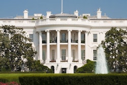 2017 01 31 10 30 03 605 White House 400