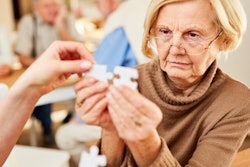 2021 04 27 21 49 7389 Woman Dementia Alzheimer 400