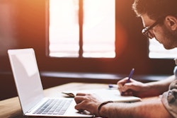 2021 06 16 23 10 5735 Student Doctor Laptop Test 400