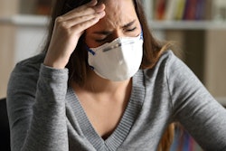 2021 08 09 21 46 2276 Woman Mask Anxiety Covid 400
