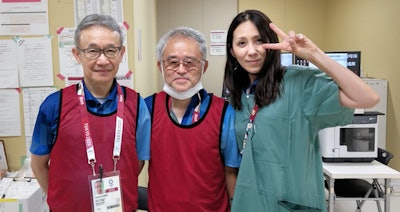 From the right are Tomoko Ueyama, coordinator of the radiology section at the polyclinic; Dr. Ryuji Sashi; and Emeritus Prof. Kunihiko Fukuda.