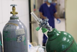2021 10 18 16 01 9913 Hospital Oxygen Tank Cylinder 400