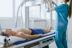 2021 12 17 01 17 0462 X Ray Radiography Tech Patient 400