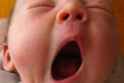 2020 12 22 22 12 3603 Baby Yawn 400