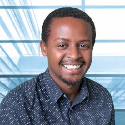 Steve Nzitunga.