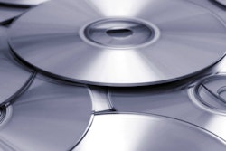 2021 05 27 21 23 1432 Computer Cd Stack 400