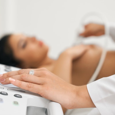 2021 12 21 00 21 1462 Patient Breast Ultrasound 400