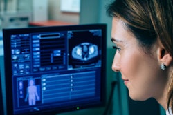 2021 08 09 21 54 9079 Doctor Woman Ct Scan Lung 400