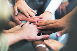 2022 05 19 23 55 4726 Hands Diverse Teamwork 400