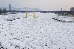 2023 02 27 22 16 9689 2023 02 28 Frozen Danube 400