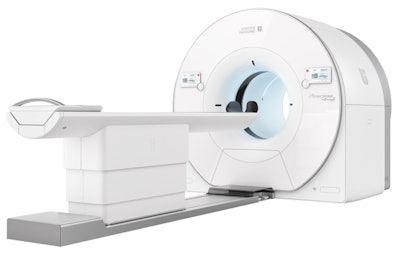 United Imaging's latest whole-body PET/CT scanner, the uMI Panorama. Image courtesy of United Imaging.