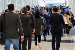 Rsna Hallway 400