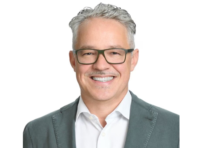 Roland Rott Thumbnail