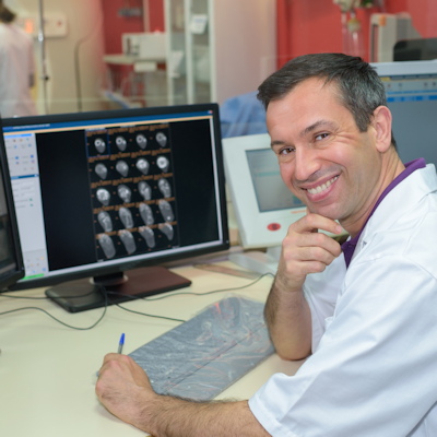 Doctor Radiologist Computers 400