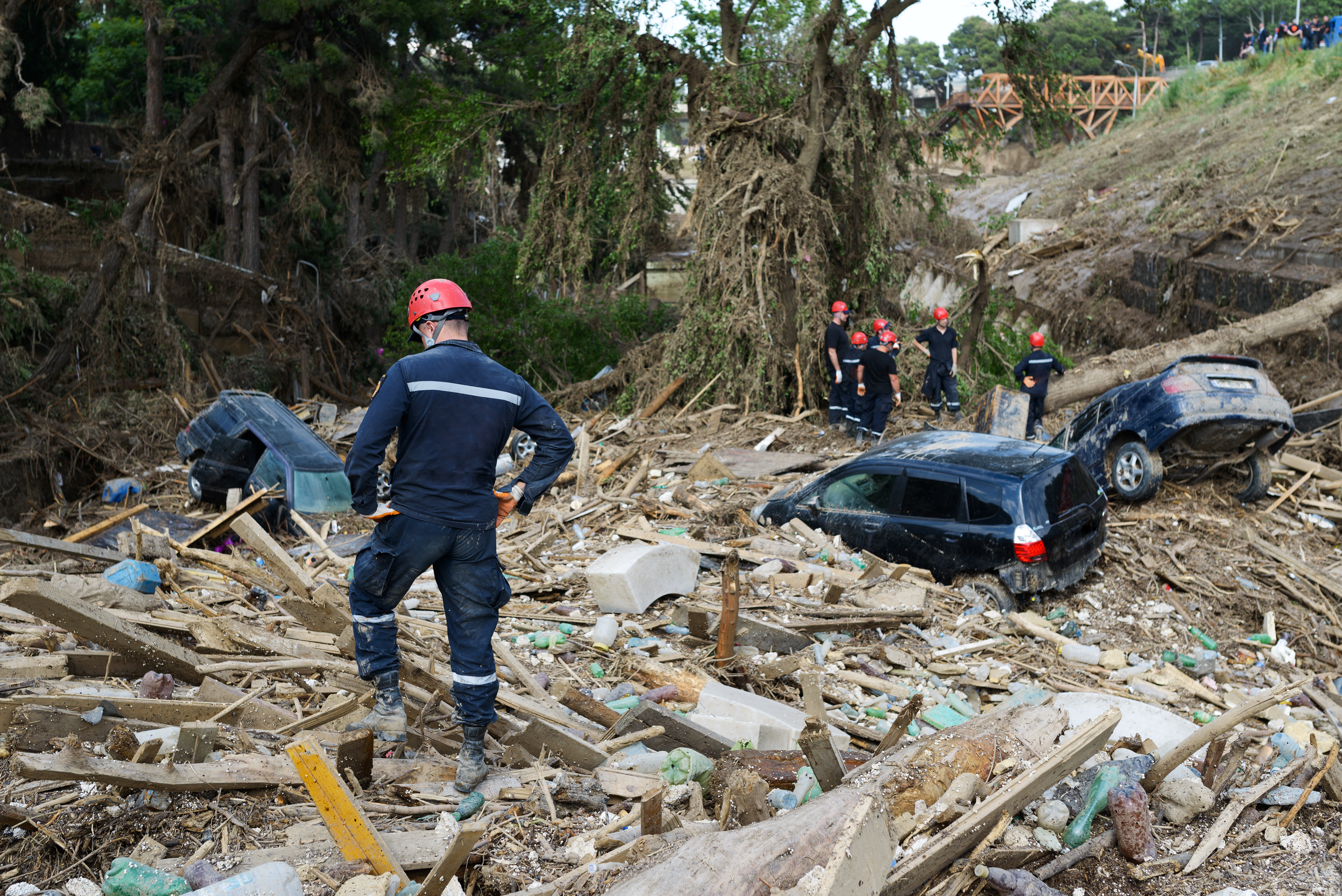 Rescue Service Debris Adobe Stock Artranq