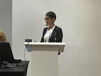 Petronella Samuels presents her study at ISMRM 2026, which earned top honors for the category of Research Oral Presentations.