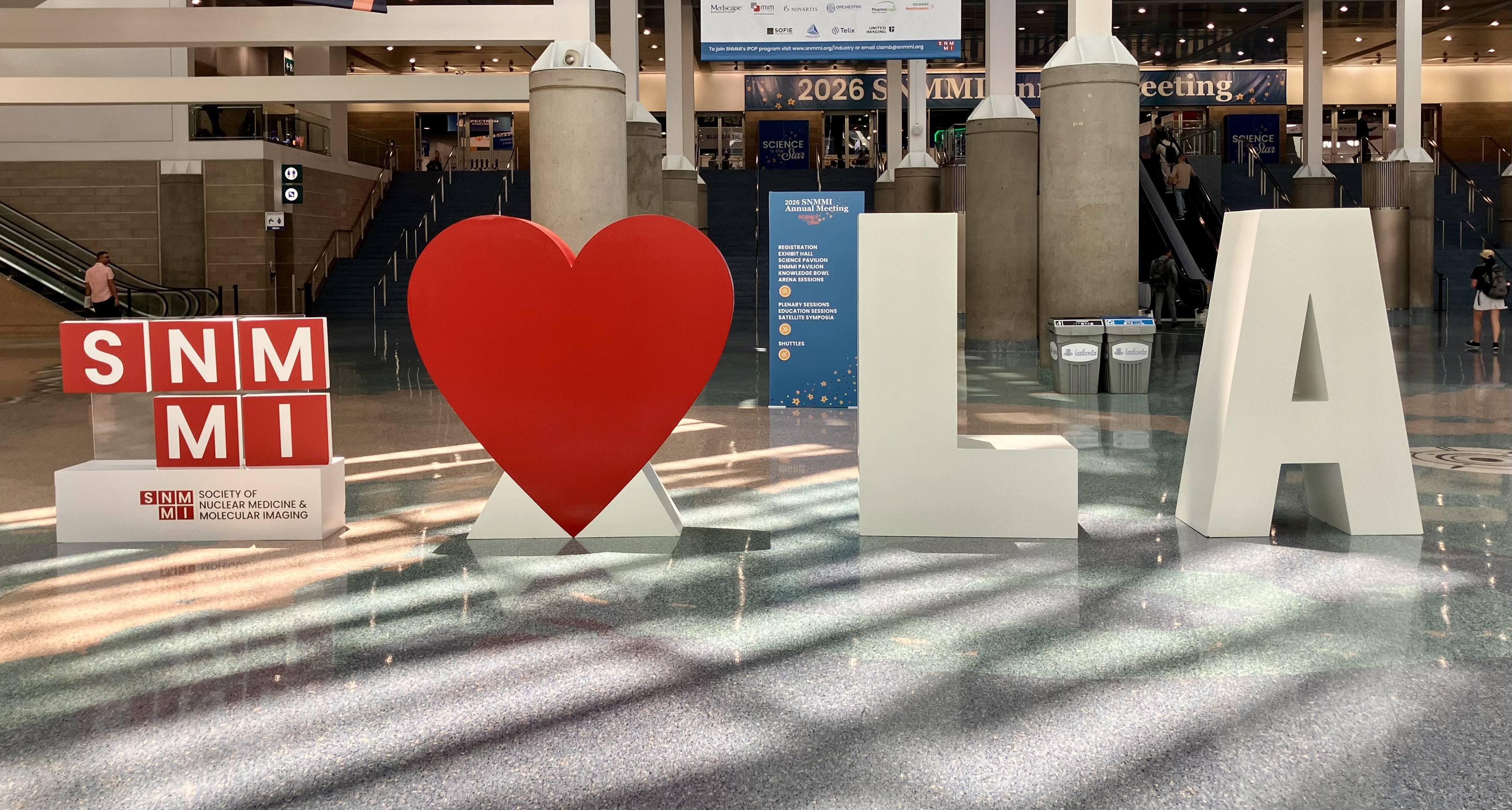 LA loves SNMMI